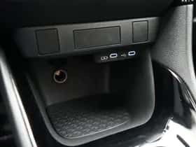 Toyota Yaris (2024) thumbnail 31