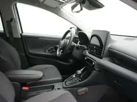 Toyota Yaris (2024) thumbnail 47