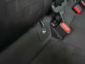 Toyota Yaris (2024) thumbnail 50