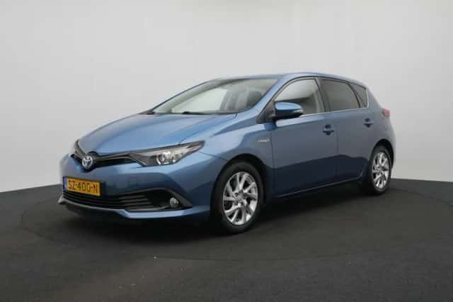 Toyota Auris (2018) thumbnail 1