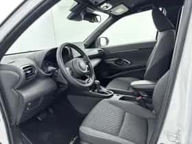 Toyota Yaris_Cross (2024) thumbnail 6