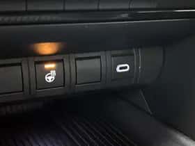 Toyota C-HR (2025) thumbnail 19