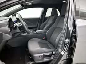 Toyota C-HR (2025) thumbnail 5