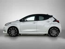 Toyota Yaris (2023) thumbnail 3