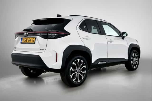Toyota Yaris_Cross (2025) thumbnail 2