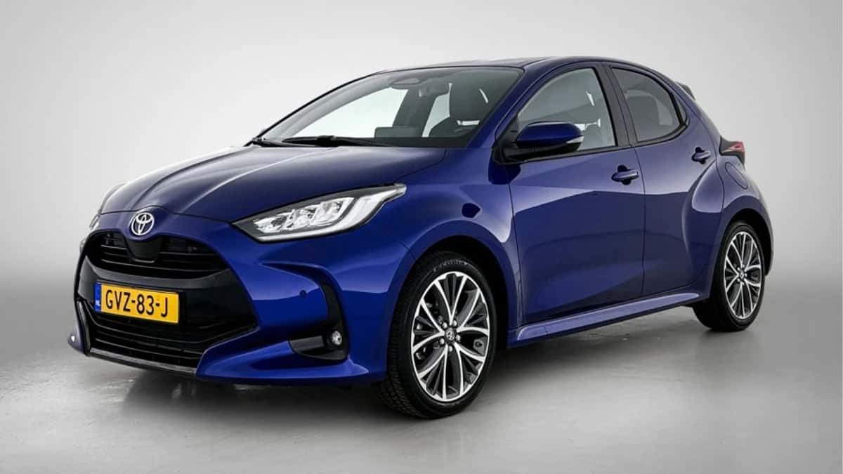 Toyota Yaris (2024) — foto 1