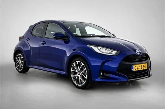Toyota Yaris (2024) thumbnail 2