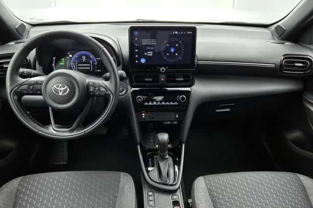 Toyota Yaris_Cross (2025) thumbnail 4