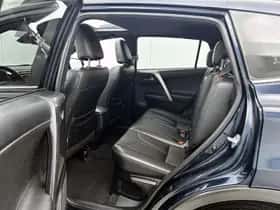 Toyota RAV4 (2018) thumbnail 18