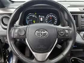 Toyota RAV4 (2018) thumbnail 19