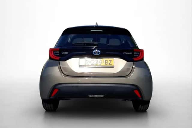 Toyota Yaris (2022) thumbnail 6