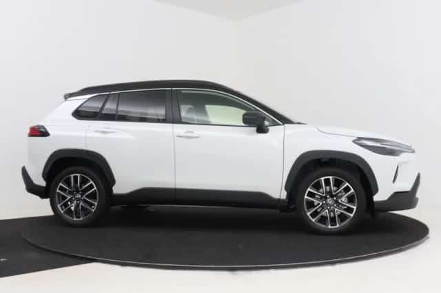 Toyota Corolla_Cross (2025) thumbnail 3