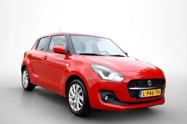 Suzuki Swift (2021) thumbnail 3