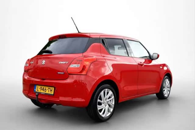 Suzuki Swift (2021) thumbnail 5