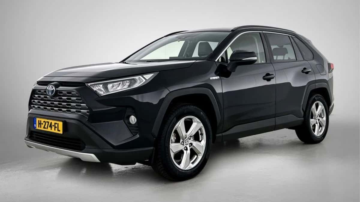 Toyota RAV4 (2020) — foto 1
