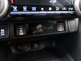 Toyota RAV4 (2020) thumbnail 19