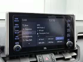 Toyota RAV4 (2020) thumbnail 7