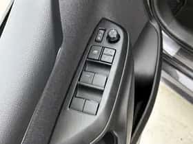 Toyota Yaris (2025) thumbnail 22