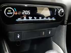 Toyota Yaris (2020) thumbnail 23