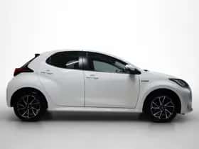 Toyota Yaris (2020) thumbnail 4