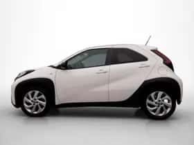 Toyota Aygo (2022) thumbnail 8