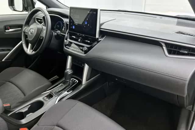Toyota Corolla_Cross (2025) thumbnail 6
