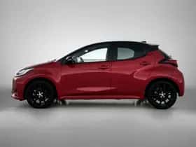 Toyota Yaris (2023) thumbnail 3