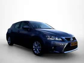 Lexus CT (2017) thumbnail 3