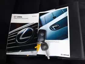 Lexus CT (2017) thumbnail 31