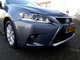 Lexus CT (2017) thumbnail 32