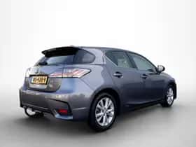 Lexus CT (2017) thumbnail 5