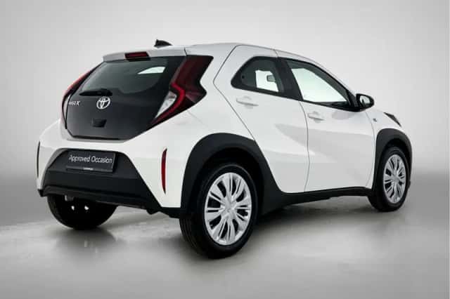 Toyota Aygo (2023) thumbnail 2