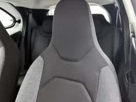 Toyota Aygo (2023) thumbnail 33
