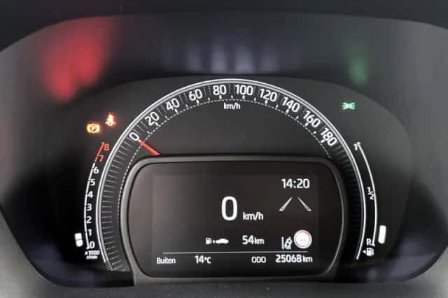 Toyota Aygo (2023) thumbnail 5