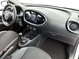 Toyota Aygo (2023) thumbnail 6