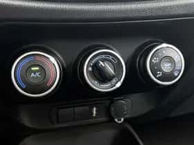Toyota Aygo (2023) thumbnail 9