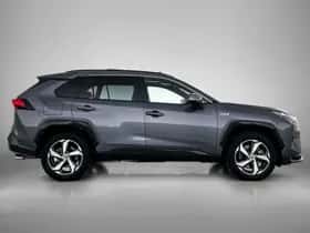 Toyota RAV4 (2024) thumbnail 13