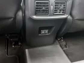 Toyota RAV4 (2024) thumbnail 39