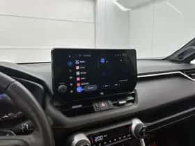 Toyota RAV4 (2024) thumbnail 8