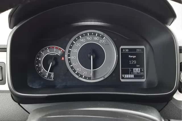 Suzuki Ignis (2022) thumbnail 5