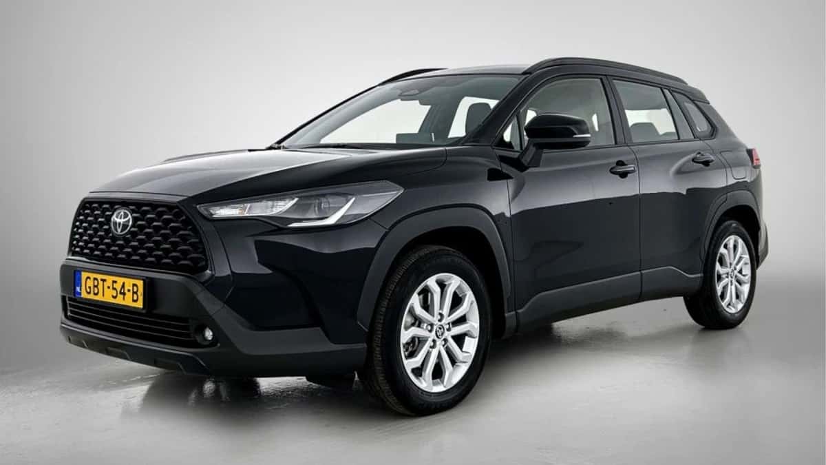 Toyota Corolla_Cross (2024) — foto 1