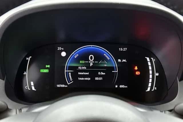Toyota Yaris (2025) thumbnail 5