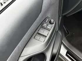 Toyota Yaris_Cross (2024) thumbnail 24