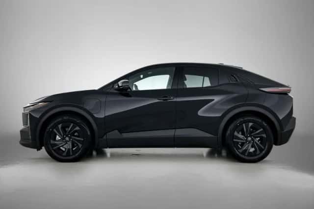 Toyota C-HR+ (2026) thumbnail 3