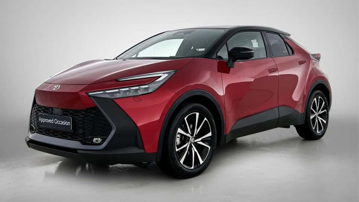 Toyota C-HR (2024) — foto 1