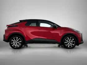 Toyota C-HR (2024) thumbnail 11