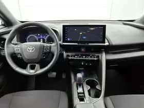 Toyota C-HR (2024) thumbnail 4