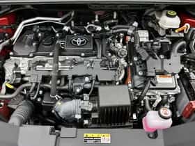 Toyota C-HR (2024) thumbnail 32