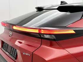 Toyota C-HR (2024) thumbnail 38