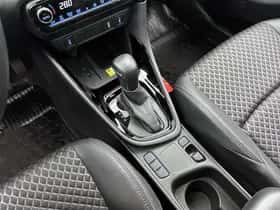 Toyota Yaris (2021) thumbnail 11